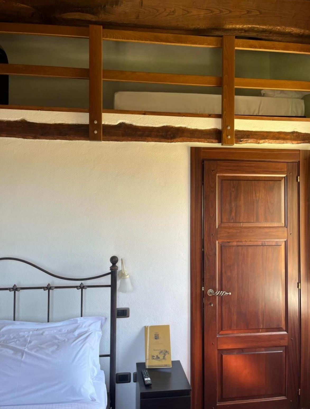 Agriturismo Aia Leccioni Micciano Esterno foto